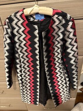 Alice Walk Zigzag Pattern Black, White & Red Open Front Blazer
